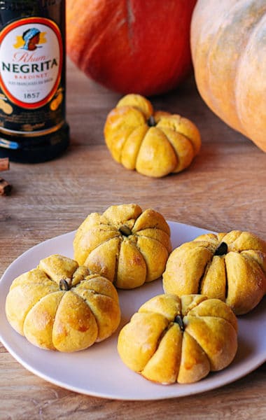 brioches en forme de citrouille pour fêter l'automne ou halloween