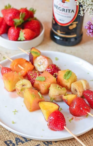 Brochettes de fruits au rhum Negrita 🍎☀️